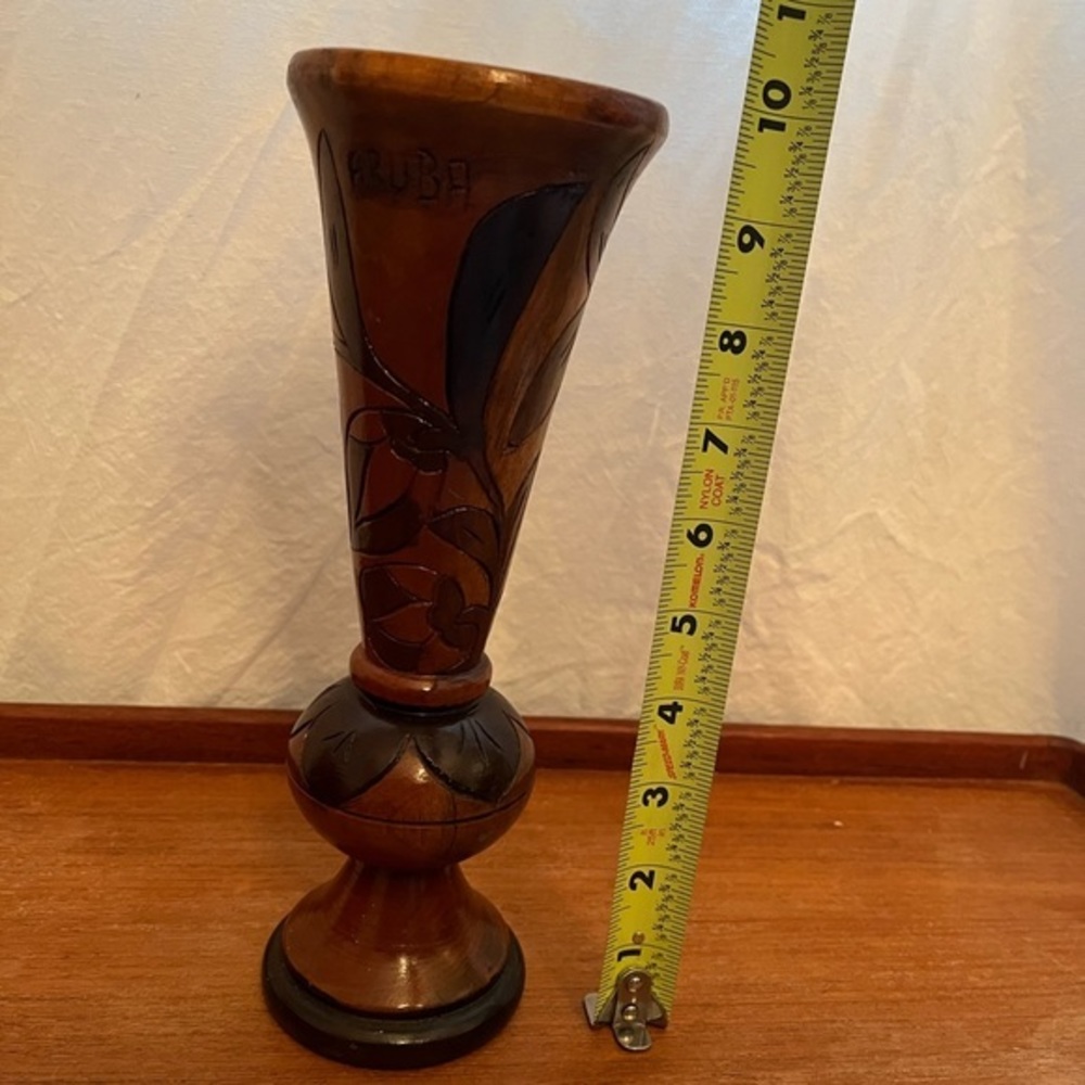 Carved wooden vintage vase - Picture 4 of 5